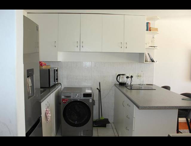 1 BEDROOM APARTMENT FOR SALE IN CHURCHILL ESTATE